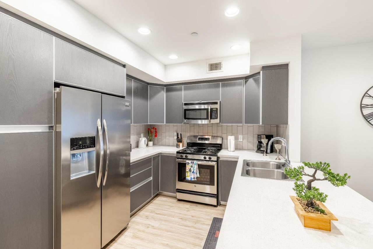 Heaven On Hollywood Furnished Apartments Уэст-Голливуд Экстерьер фото