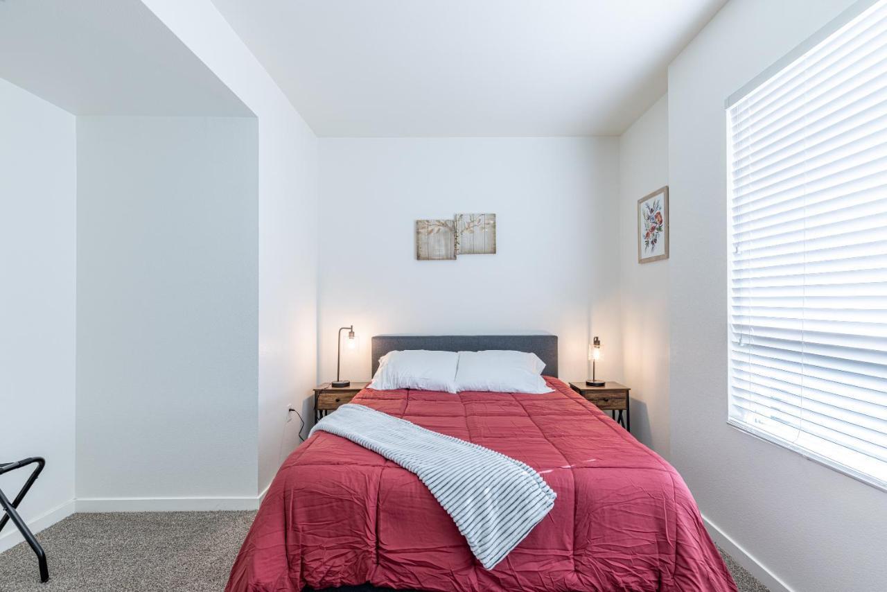 Heaven On Hollywood Furnished Apartments Уэст-Голливуд Экстерьер фото