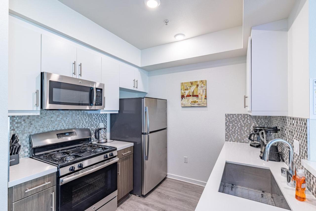 Heaven On Hollywood Furnished Apartments Уэст-Голливуд Экстерьер фото