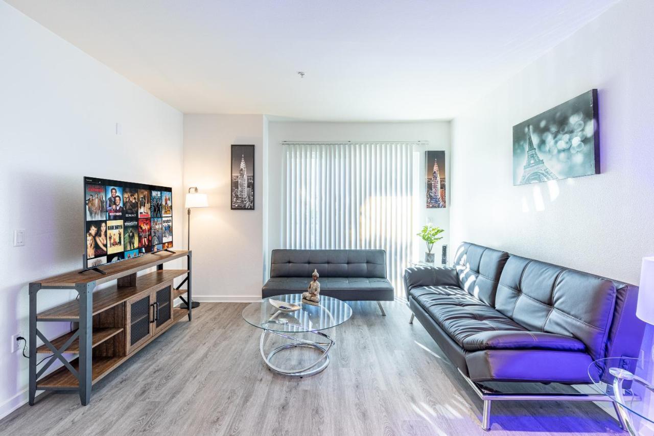 Heaven On Hollywood Furnished Apartments Уэст-Голливуд Экстерьер фото